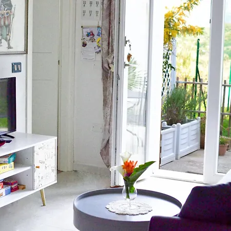 Mit Privatem Garten- Meerblick Und Gemeinschaftspool By Interhome